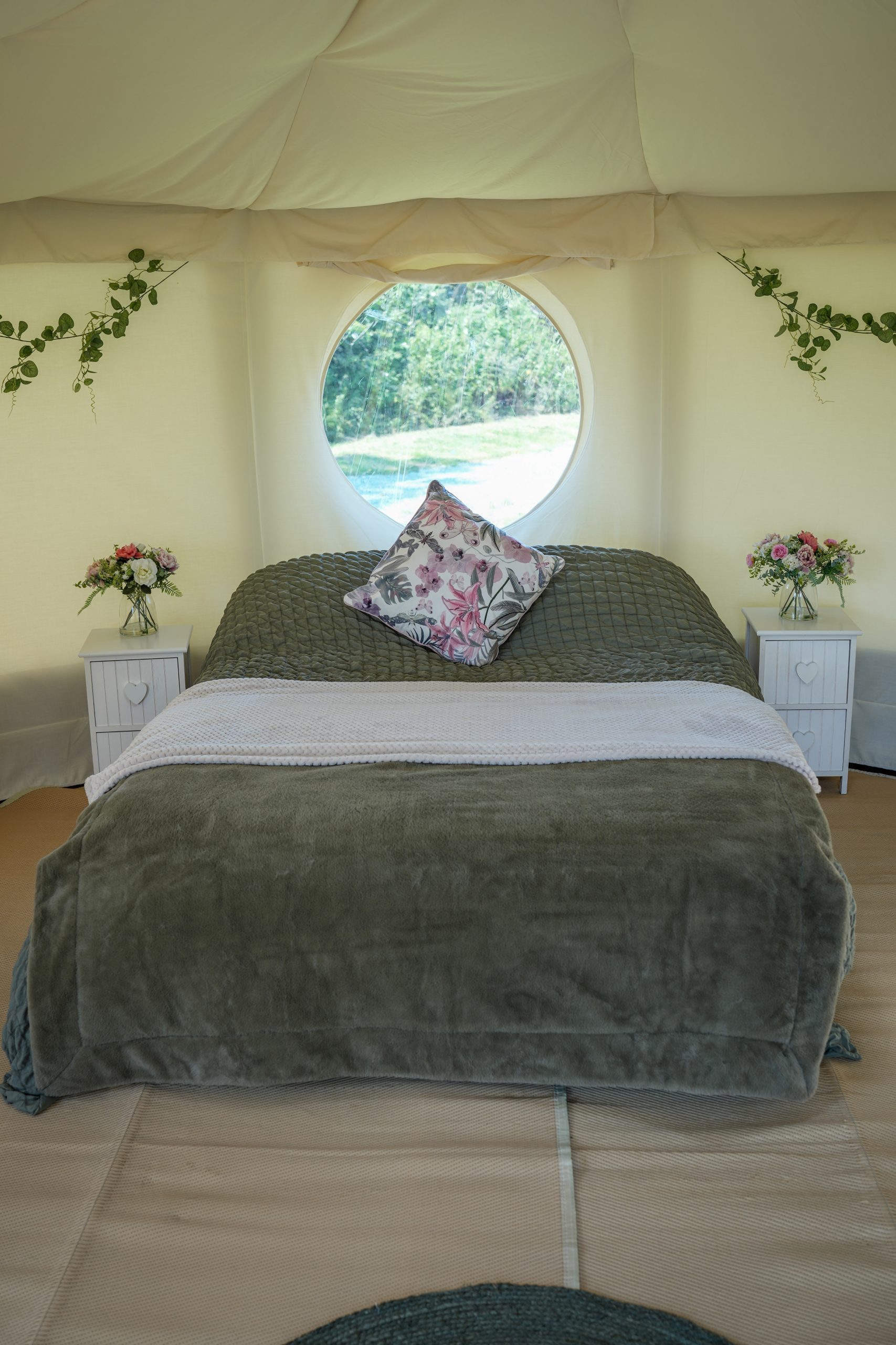 Pitch and Canvas | Glamping and Camping in Cheshire | Kopie tent interior